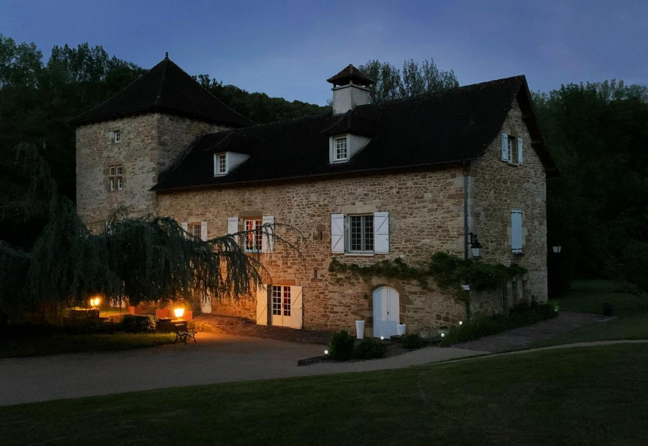 Le Moulin Du Boisset Acomodação com café da manhã Saint-Denis-lès-Martel Exterior foto