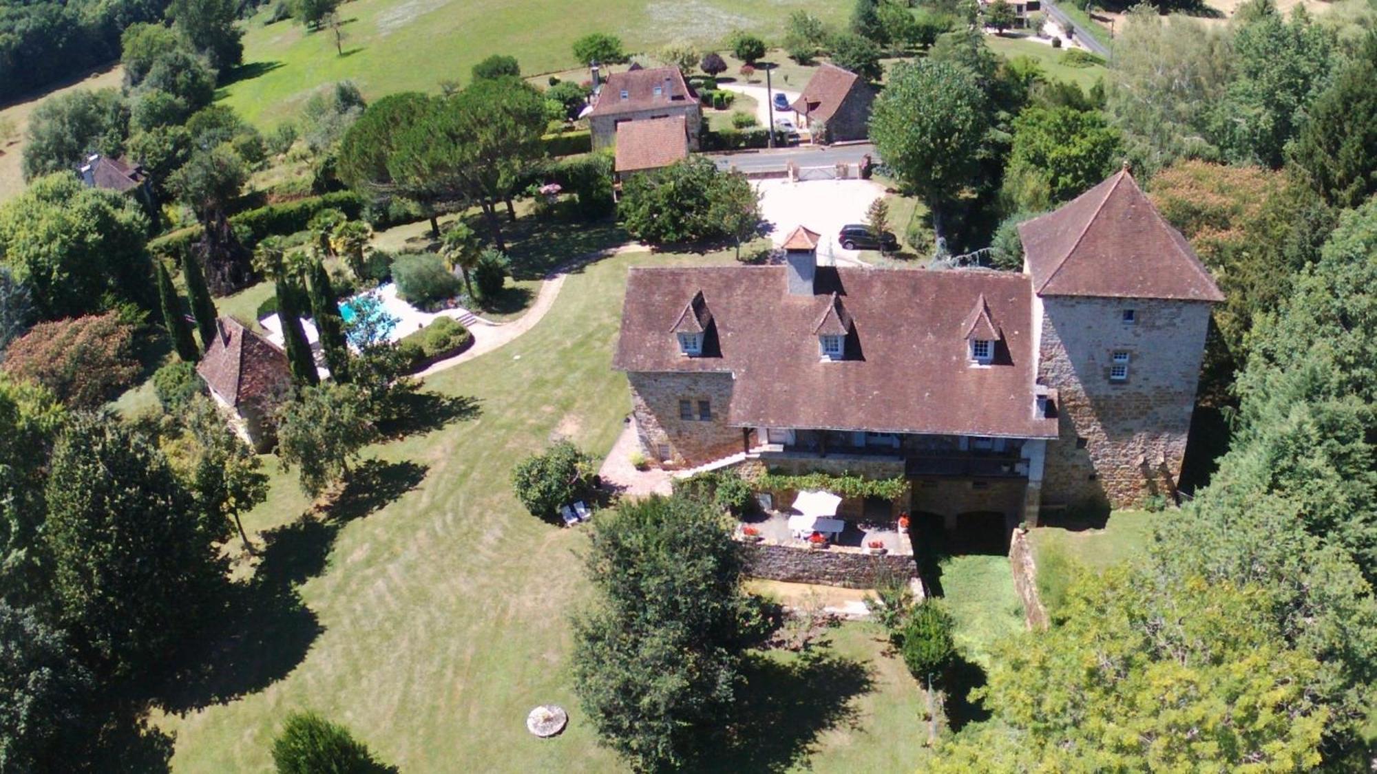 Le Moulin Du Boisset Acomodação com café da manhã Saint-Denis-lès-Martel Exterior foto