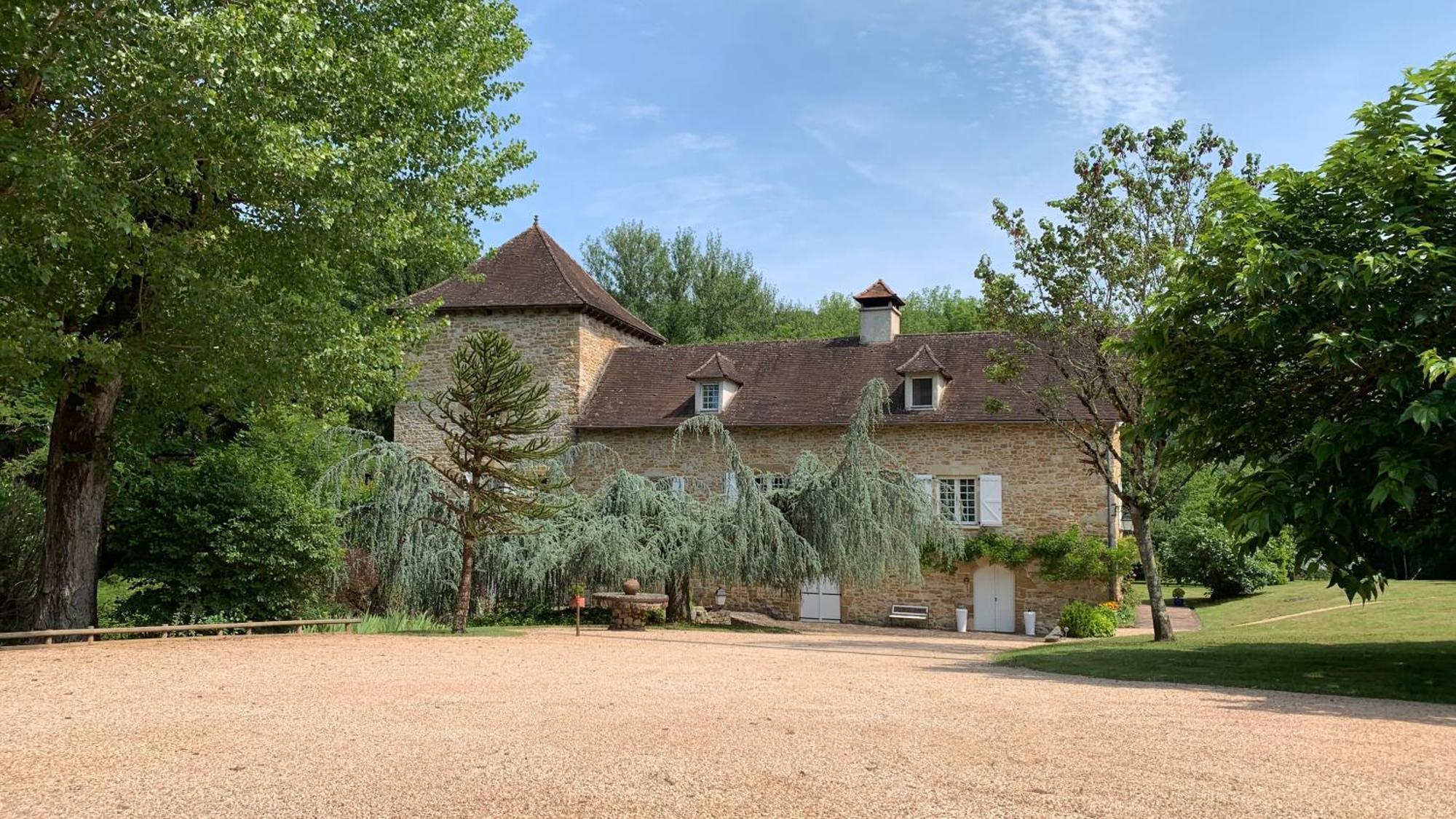 Le Moulin Du Boisset Acomodação com café da manhã Saint-Denis-lès-Martel Exterior foto
