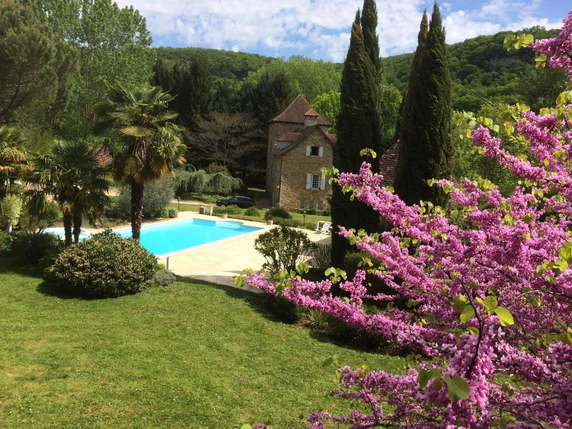 Le Moulin Du Boisset Acomodação com café da manhã Saint-Denis-lès-Martel Exterior foto